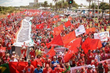 corteo_dilma_fbp
